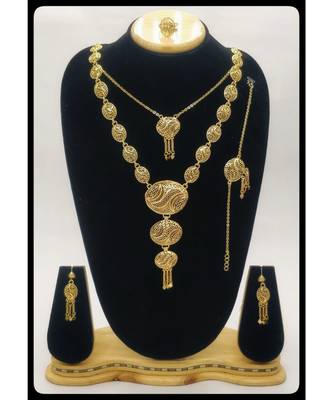 Gold Necklace Set 1