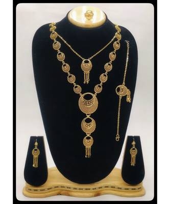 Gold Necklace Set 1