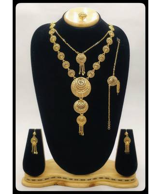 Gold Necklace Set 1