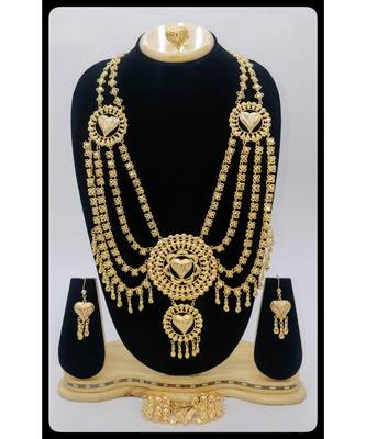 Gold Necklace Set 1