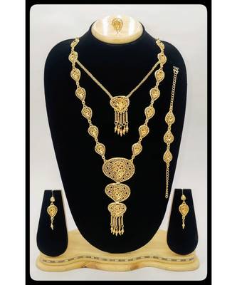 Gold Necklace Set 1