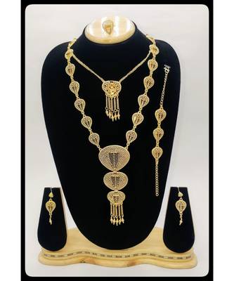 Gold Necklace Set 1