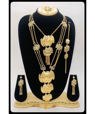 Gold Necklace Set 1