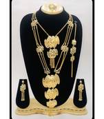 Gold Necklace Set