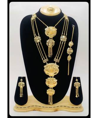 Gold Necklace Set 1