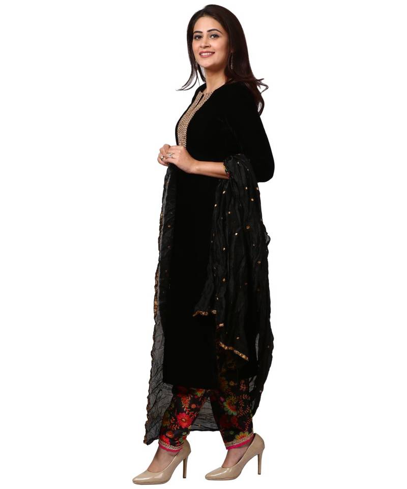 Black Gold Velvet Kurti with Floral Printed Salwar and Black Crushed Dupatta