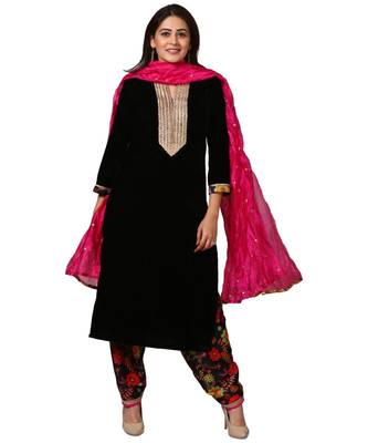 Black Gold Velvet Kurti with Floral Printed Salwar and Pink Crushed Dupatta 1