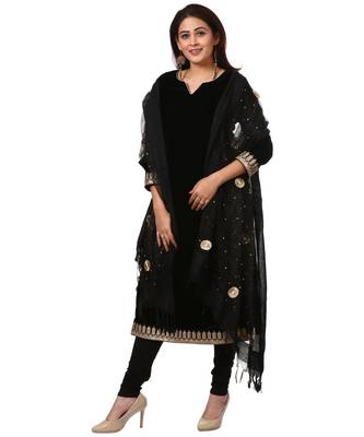 Festive Black Straight Velvet Kurti with Black Leggings and Black Gotta Flower Organza Dupatta 2