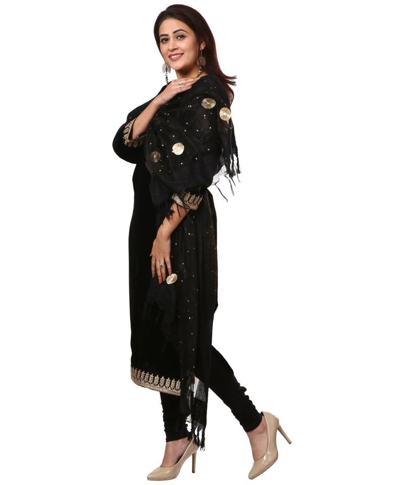Festive Black Straight Velvet Kurti with Black Leggings and Black Gotta Flower Organza Dupatta