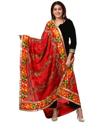 Festive Black Straight Velvet Kurti with Straight Pants and Red Trails Floral Phulkari Dupatta 1