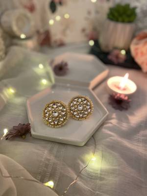Gold Tone Kundan Studs 2