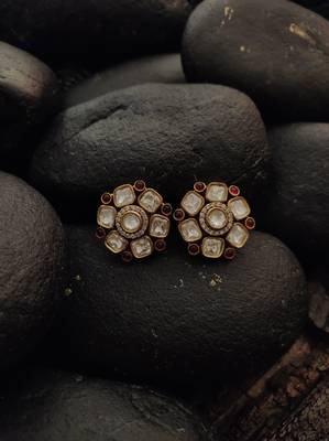 White Red Gold Tone Kundan Inspired Studs 1