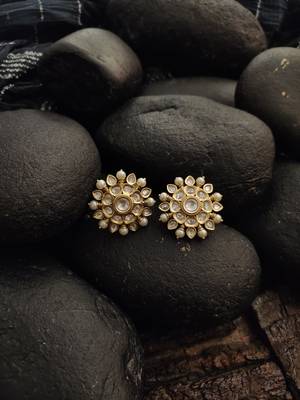 Gold Tone Kundan Inspired Studs 1
