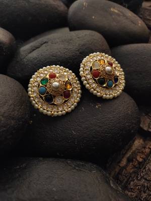 Navrattan Gold Tone Studs With Pearls 2