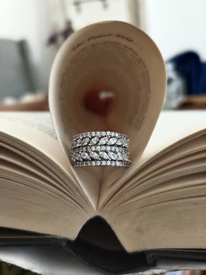 Silver Tone Victorian Faux Diamond Ring 1