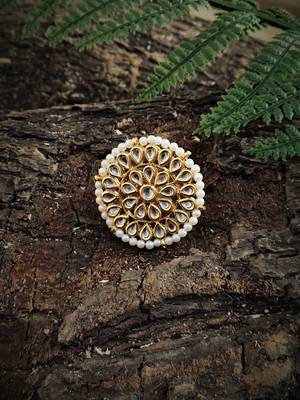 Gold Tone Kundan Inspired Ring 1