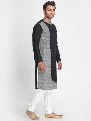 Black Printed Cotton Men Kurtas 4