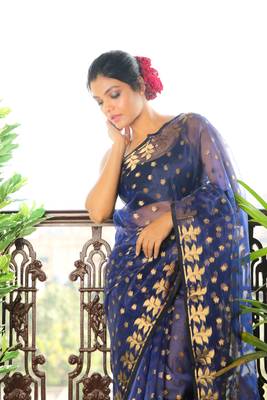 Blue woven blended cotton saree with blouse 3