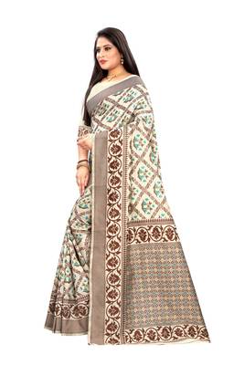Green Woven Jacquard Saree With Blouse 2