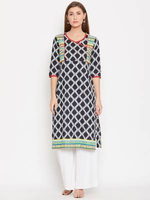 Women Black Color Stripe Printed Cotton Kurti 1