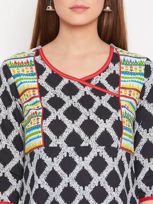 Women Black Color Stripe Printed Cotton Kurti 6