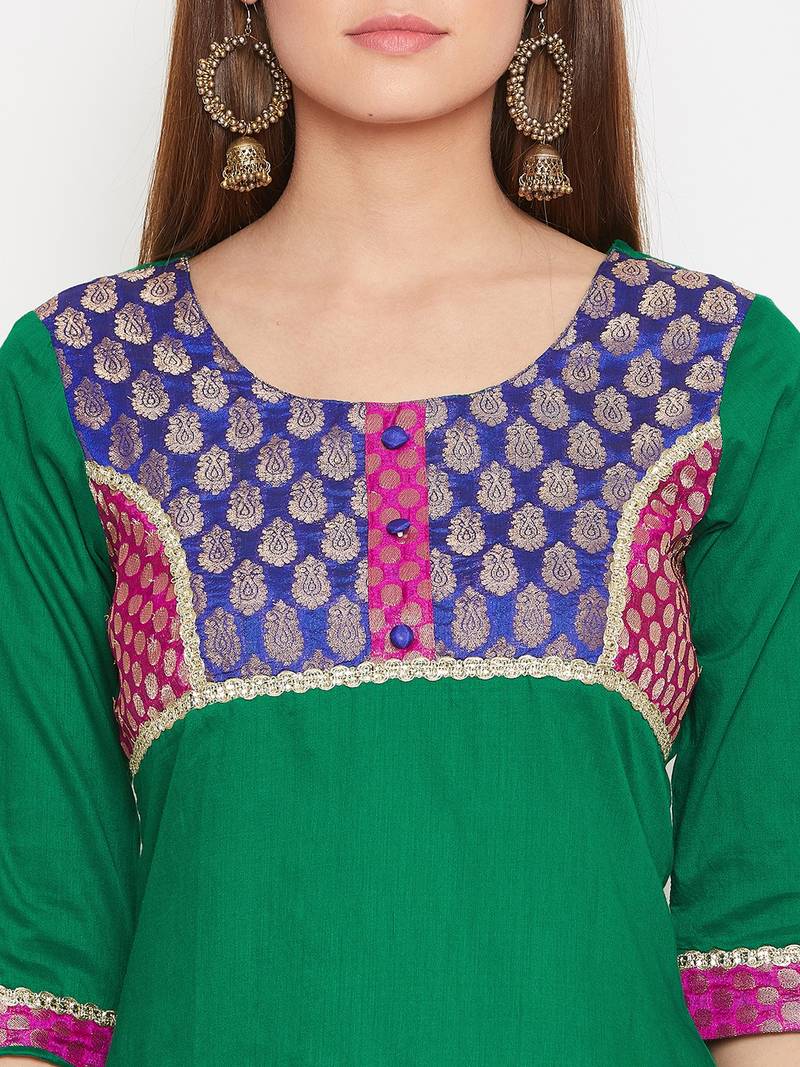 Women Blue and Green Color Printed Cotton Kurti
