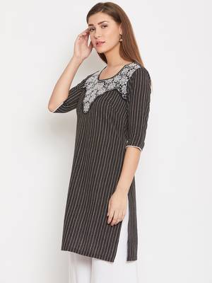 Women Black Color Floral Emrboidered Cotton Kurti 3