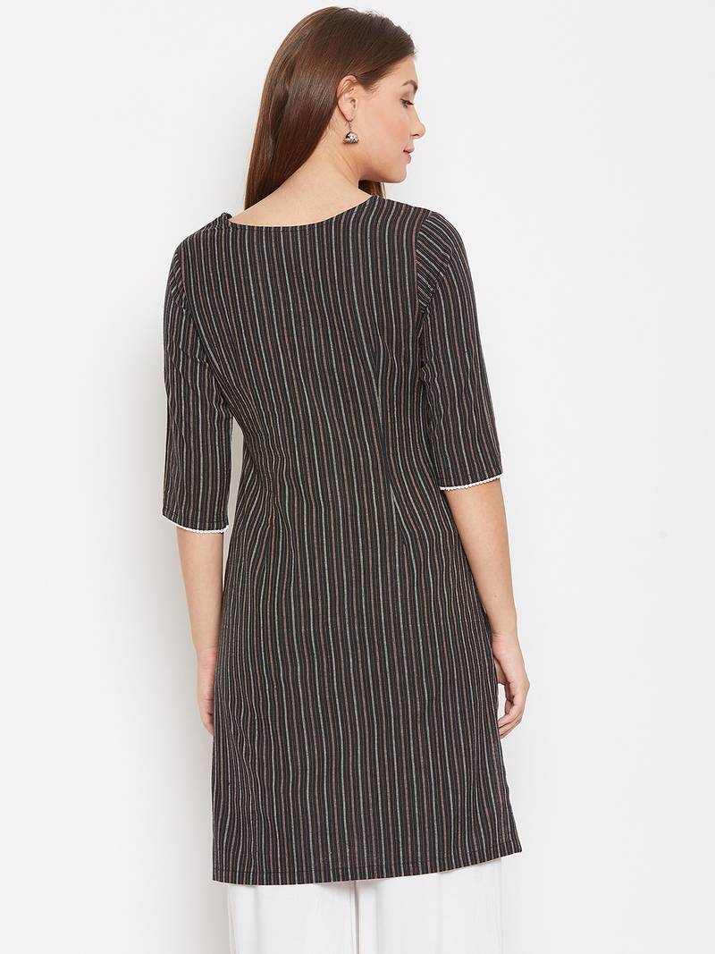 Women Black Color Floral Emrboidered Cotton Kurti