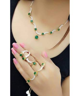 Green Stone Necklace Sets 1