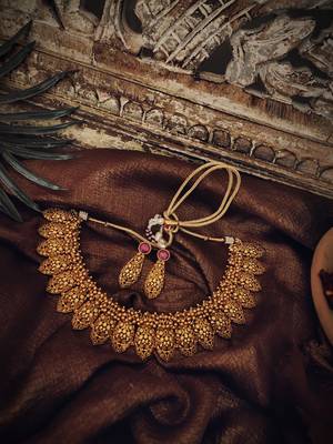 Gold Tone Temple Necklace With Earrings 2