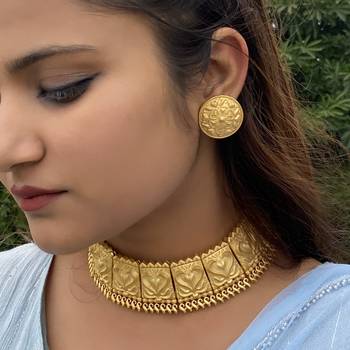 Gold Tone Temple Work Necklace Set 2