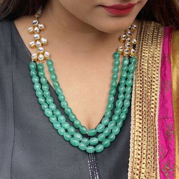 Green Gold Tone Kundan Necklace 2