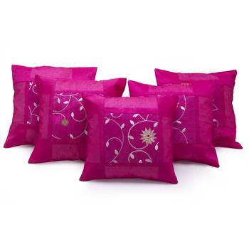 Booti Embroidered 5 Pc Cushion Covers Set 1