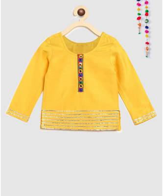 yellow gota patti lehnga with contrast choli 3