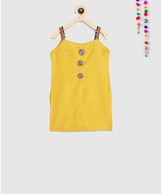 yellow short kurti with bandhani print patiala salwar 4