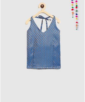 blue plain chanderi lehnga with brocade halter neck choli 3