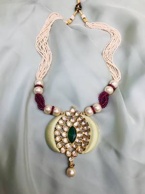Gold necklaces 3