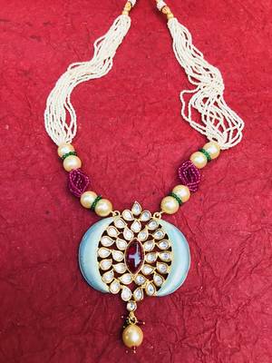 Gold necklaces 3