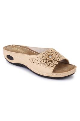Beautiful Cream color synthetic material flats for women 3