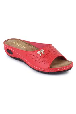 Beautiful Red color synthetic material flats for women 3