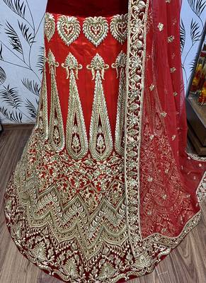 Red Embroidered Silk Semi Stitched Lehenga 3