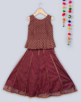 sleeveless  peplum choli with maroon net lehnga 5