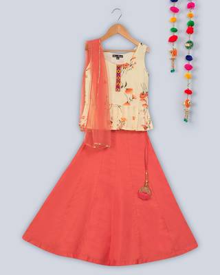 sleeveless peplum choli with lehnga 1