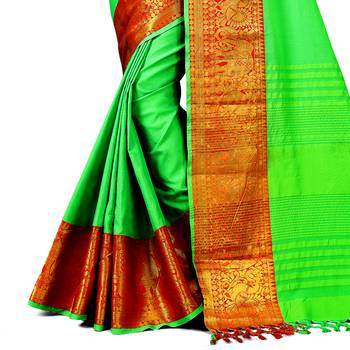 green woven cotton silk saree with blouse 5