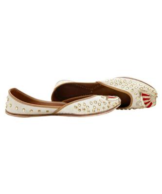 White Sitara & Thread Work Party Wear Ethnic Jutti 2