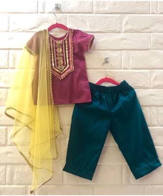 Magenta And Green  Kurta Pant Set 1
