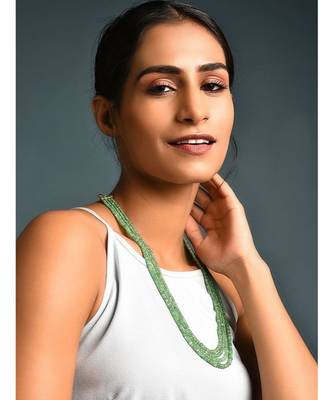 Green Gold Tone Beaded Handcrafted Necklace 1