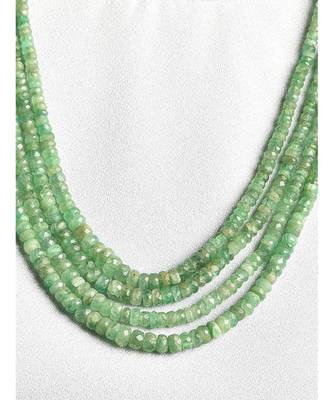 Green Gold Tone Beaded Handcrafted Necklace 2