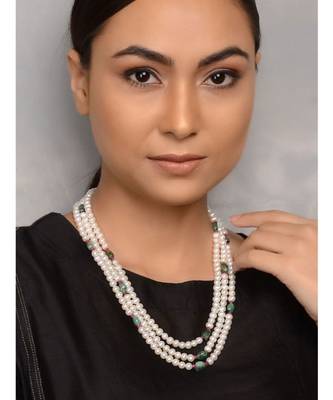 White And Green Gold Tone Pearl And Stone Necklace 1