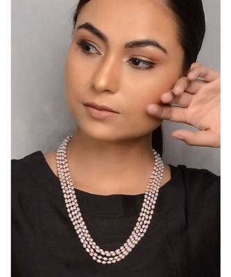 White And Red Gold Tone Pearl And Beaded Necklace 1